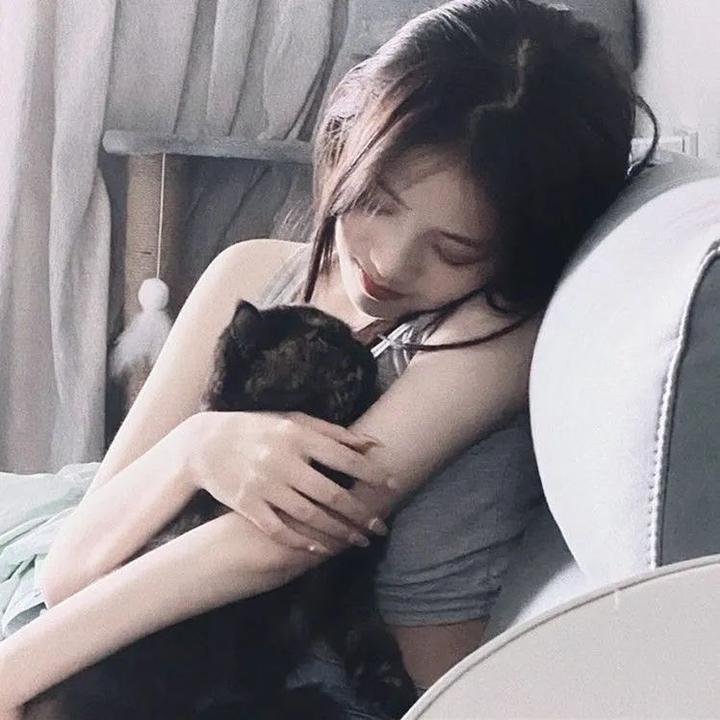 骇故事之女舍惊魂